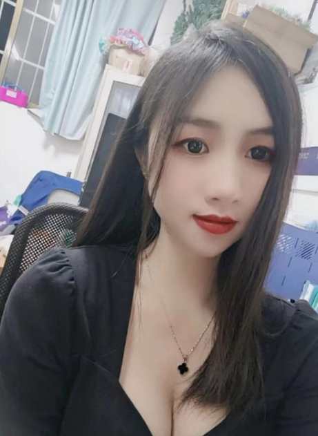 轻熟风骚少妇